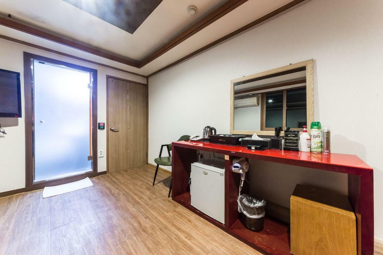 Hotel Pocheon Royal Exterior foto